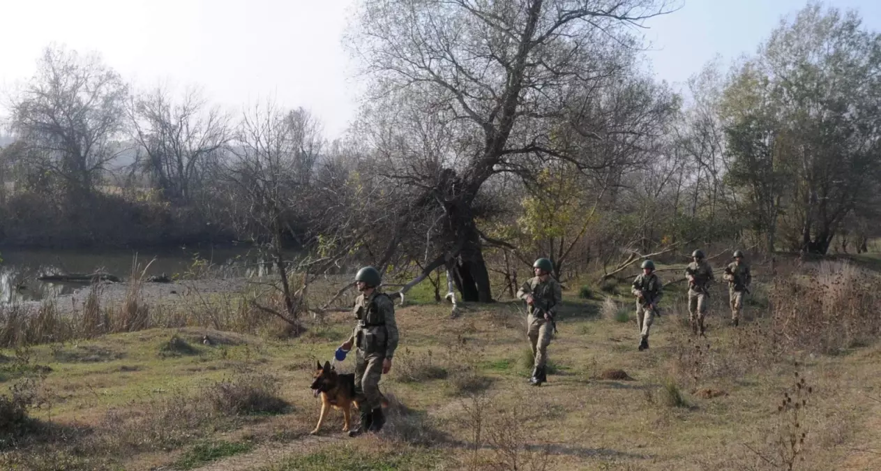 Edirne’de Yunanistan’a kaçmaya çalışan FETÖ/PDY şüphelileri tutuklandı