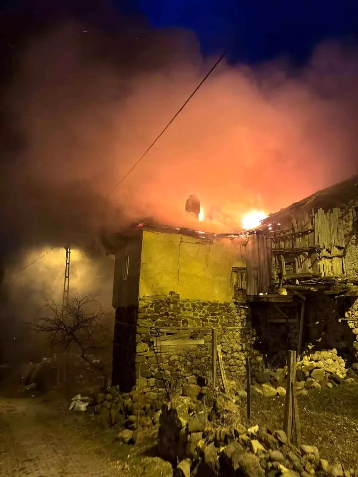 Kızılcahamam’da Yangın İhbarı